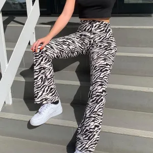 Europe Women Trendy Street Style Printed Flare Leg Pants